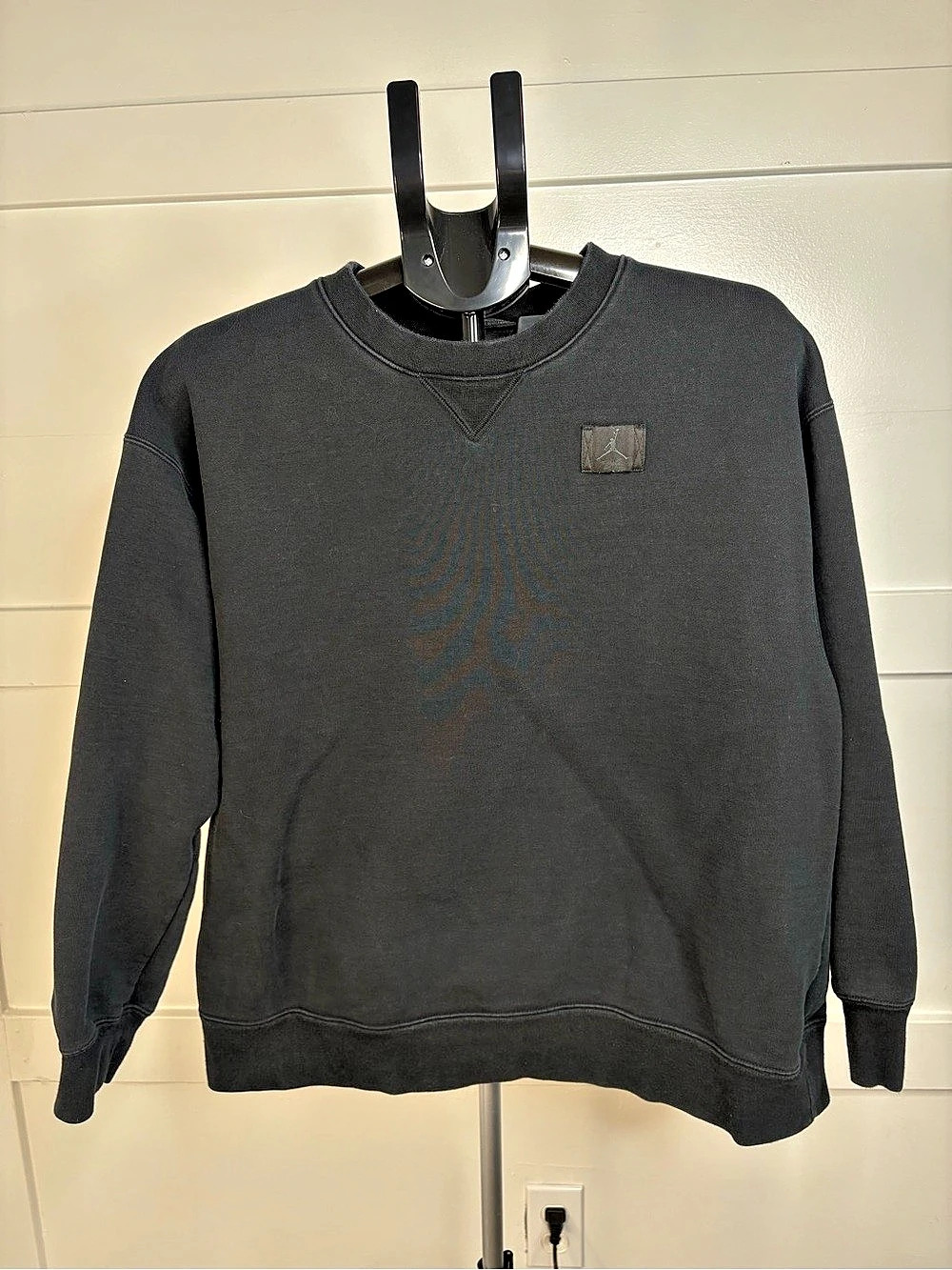 Jordan Crewneck Sweatshirt in Black Size Large